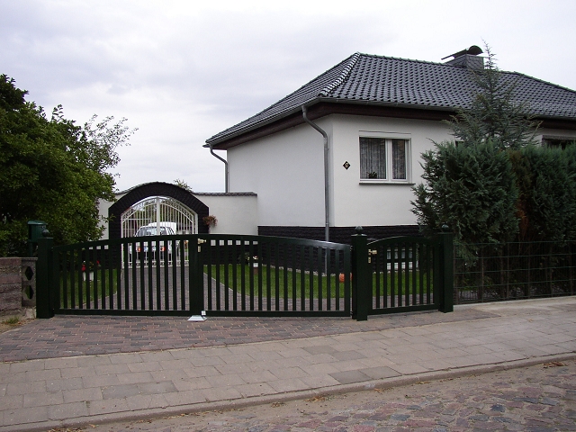 28.JPG - 12